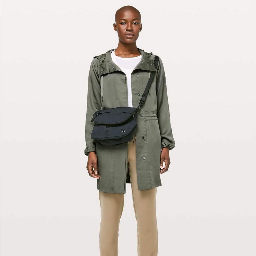 Lululemon City Stroll Jacket - Size 4 - Grey Sage - Picture 3 of 12